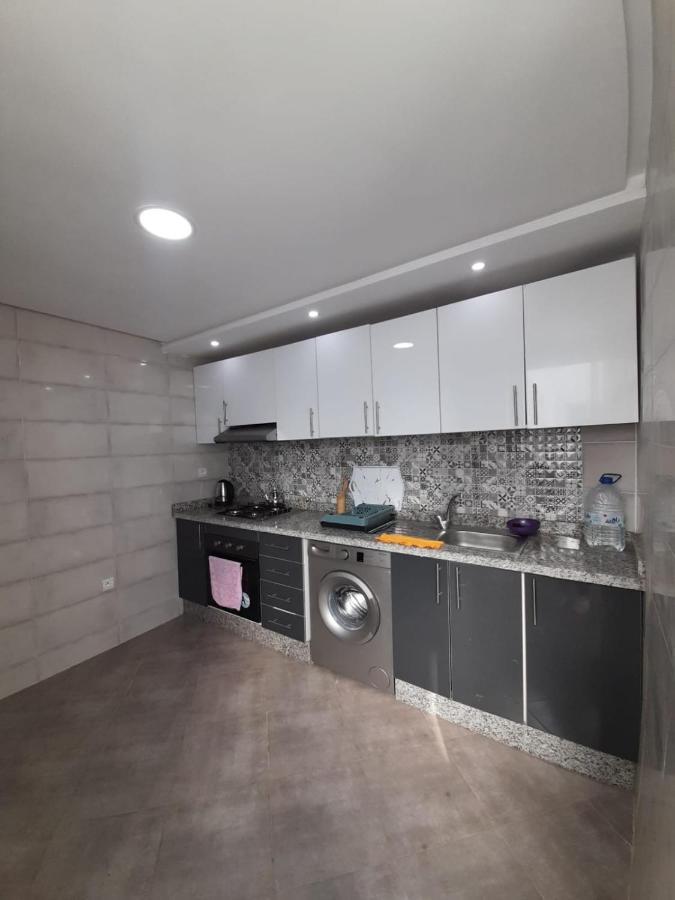 Appartement Meuble Avec Terrasse A Kenitra Kültér fotó